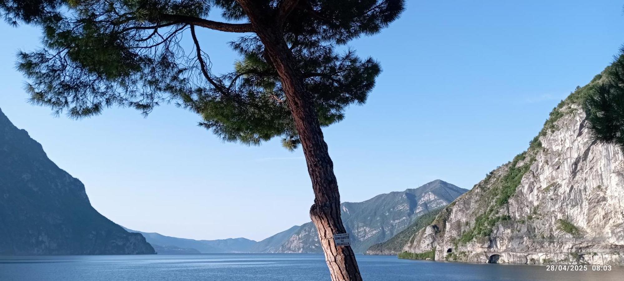 Casa Caterina - Riva Di Solto - Iseo Lake Exterior foto